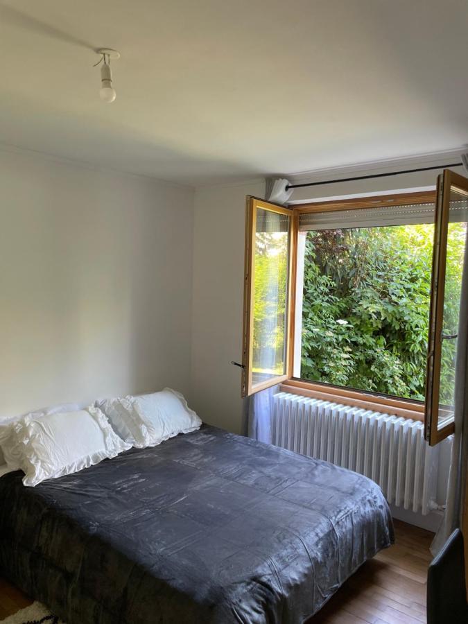 Chambre Privee Vue Sur Le Jardin Proche Centre Ville Besancon Bagian luar foto