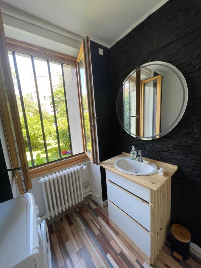 Chambre Privee Vue Sur Le Jardin Proche Centre Ville Besancon Bagian luar foto