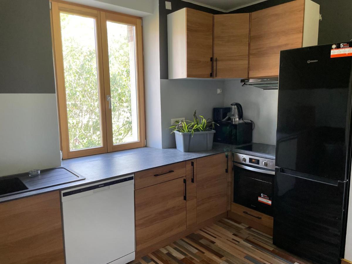 Chambre Privee Vue Sur Le Jardin Proche Centre Ville Besancon Bagian luar foto
